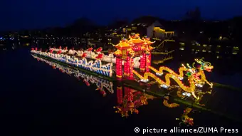 China Wuzhen Schiff Illumination Neujahrsfest 2015