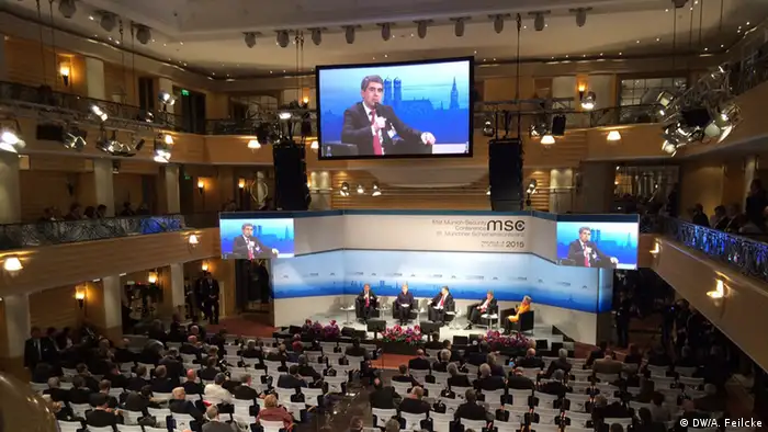 Deutschland Münchner Sicherheitskonferenz 2015 MSC Rossen Plewneliew