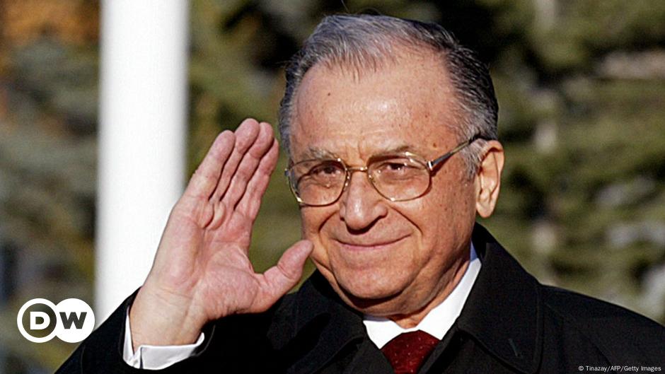 Ion Iliescu Si Petre Roman Printre InculpaÅ£ii In Dosarul Mineriadei Romania Dw 23 12 2016