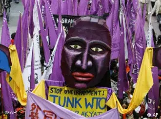 反全球化抗议者为香港世贸峰会“抹黑”