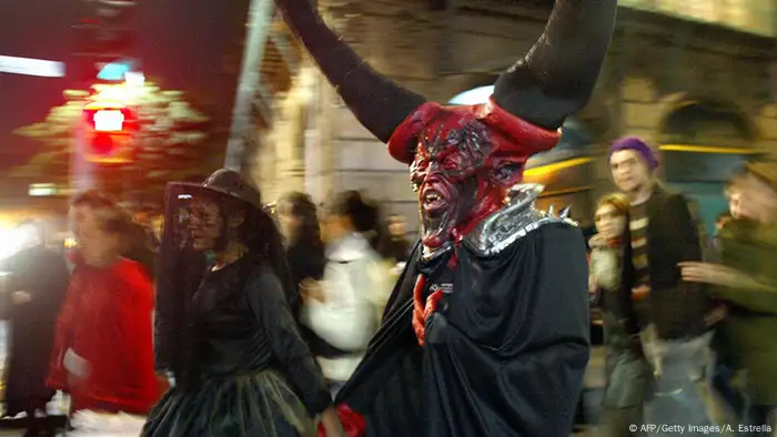 Mexiko Dia de los Muertos Parade in Mexiko Stadt