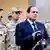 Ägyptens Präsident Fattah Al-Sisi vor Militärs in Kairo (foto: dpa)