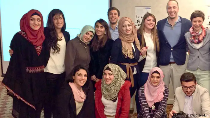 Teilnehmer des Workshops der DW Akademie zur multimedialen Berichterstattung in Ost-Jerusalem (Foto: DW Akademie/Diana Hodali).