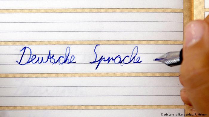 Нито са немци, нито са шваби, Хитлер нито е германец,