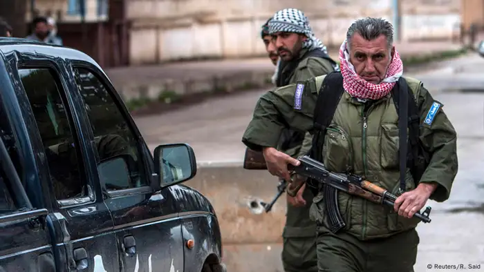 Kämpfer in Tel Tamr Syrien
