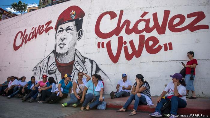 Venezuela Wandgemälde Graffiti Chavez Kult