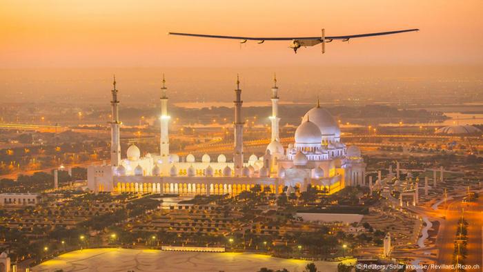Abu Dhabi Solar Impulse 2 Weltumrundung Testflug