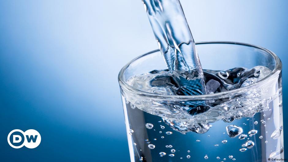 هل المياه المعدنية أفضل من ماء الصنبور النقي منوعات نافذة Dw عربية على حياة المشاهير والأحداث الطريفة Dw 19 05 2015