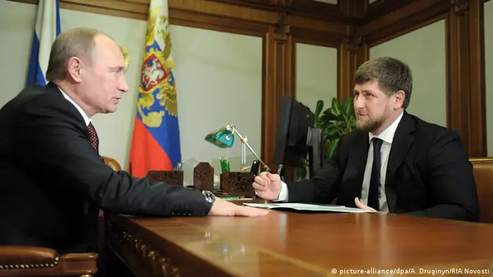 Russland Tschechien Vladimir Putin und Ramzan Kadyrov im Gespräch
