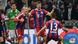 Bayern Münchens Thomas Müller (2.v.r.) freut sich mit seinen Mannschaftskameraden über sein erstes Tor (Foto: REUTERS/Fabian Bimmer) Bayern Münchens Thomas Müller (2.v.r.) freut sich mit seinen Mannschaftskameraden über sein erstes Tor (Foto: REUTERS/Fabian Bimmer)