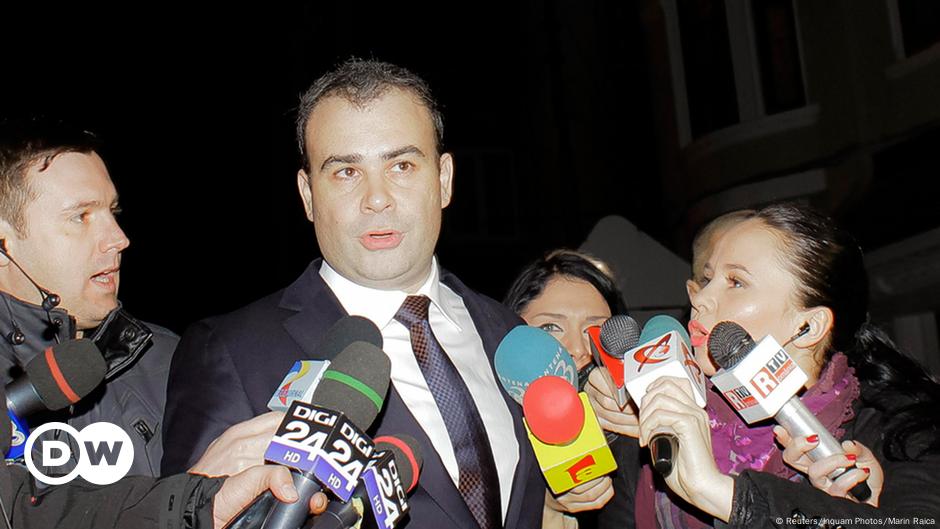 Romanian Finance Minister Quits Amid Corruption Scandal DW 03 16 2015   18317734 6 