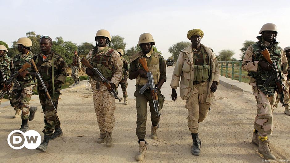 Nigerian soldiers on Death Row – DW – 04/01/2015