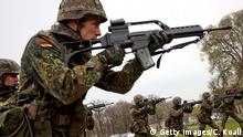 Министр обороны ФРГ: Причины проблем с винтовками G36 выяснялись медленно