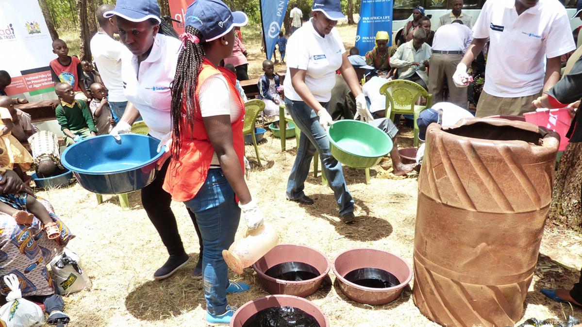 Kenya moves to eradicate jiggers – DW – 04/08/2015