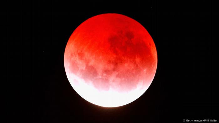 Tuvo lugar el eclipse lunar más largo del siglo XXI | Ciencia y Ecología |  DW 