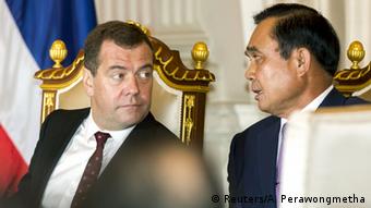 Russland Thailand Medwedew bei Prayuth Chan-ocha