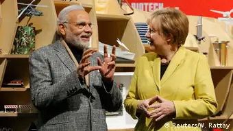 Deutschland Narendra Modi und Angela Merkel auf der Hannover Messe