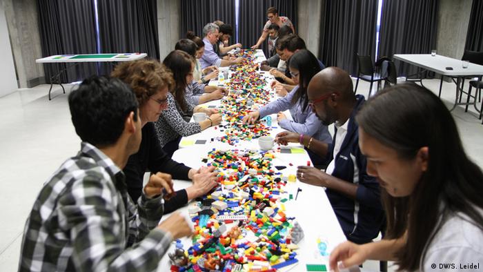 DW Akademie Mediendialog in Kapstadt - Lego Serious Play