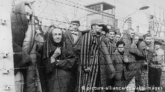 Timeline 2er Weltkrieg Auschwitz wird befreit