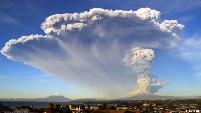 Chile: Ausbruch des Vulkans Calbuco