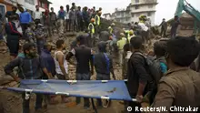 ارتفاع حصيلة ضحايا زلزال النيبال إلى أكثر من ألفي قتيل