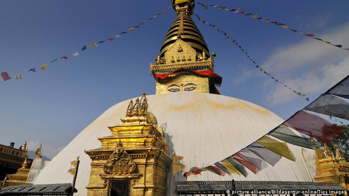 Nepal Erdbeben Bildergalerie zerstörte Weltkulturerbe Swayambunath Stupa