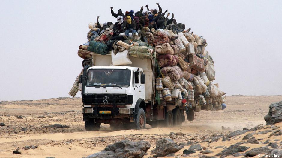 Dozens of migrants die in Niger desert after breakdown | News | DW - Vimarsana News