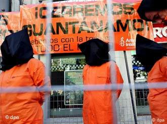Kommentar Sicherheit Versus Menschenrechte Deutschland Dw 23 05 06
