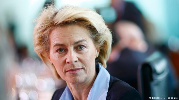 Deutschland Verteidigungsministerin Ursula von der Leyen