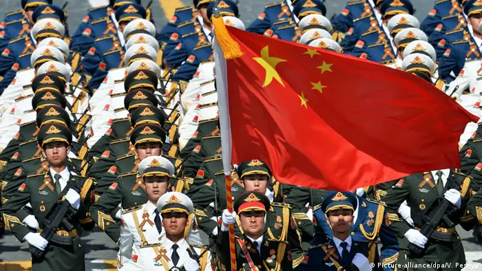 China Militärparade Soldaten