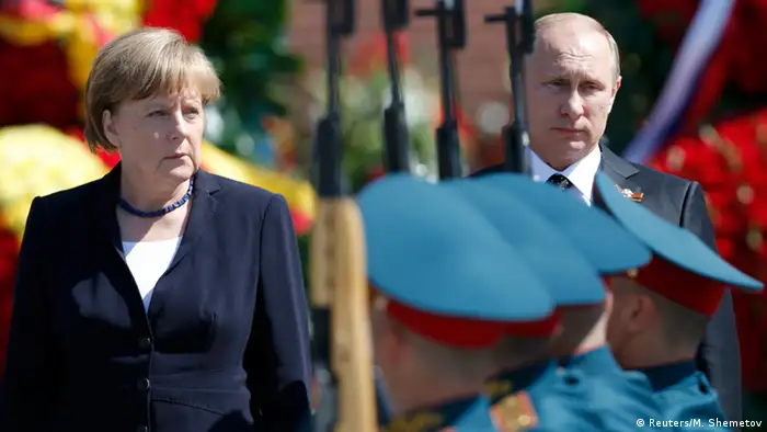 Russland Angela Merkel & Wladimir Putin Kranzniederlegung