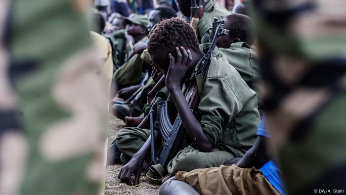 Afrika Bildergalerie Kindersoldaten im Süd-Sudan