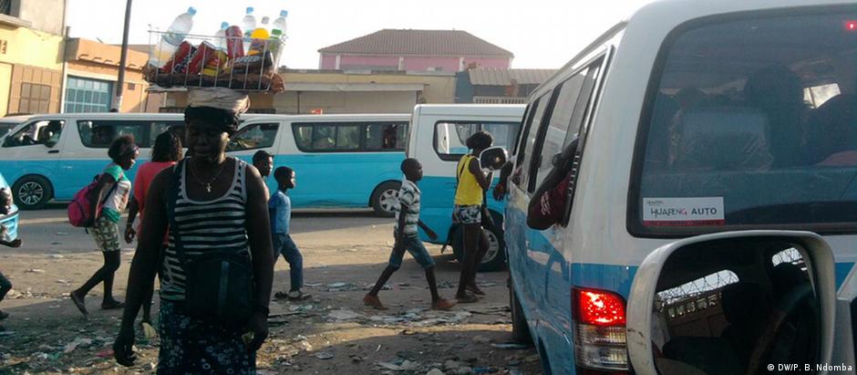 Angola Konflikt um die Fahrpreise für die Taxis
