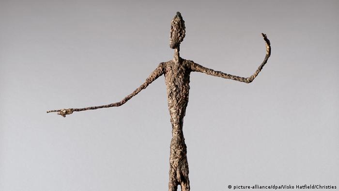 Скульптура Альберто Джакометти Указующий человек