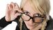 blonde Frau mit lustigen Brille blonde Frau mit lustigen Brille