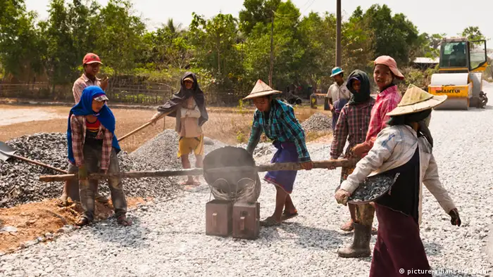 Südostasien Tagelöhner in Myanmar