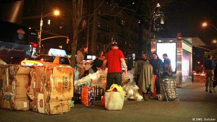 The Freegans' 'trash tour' of New York