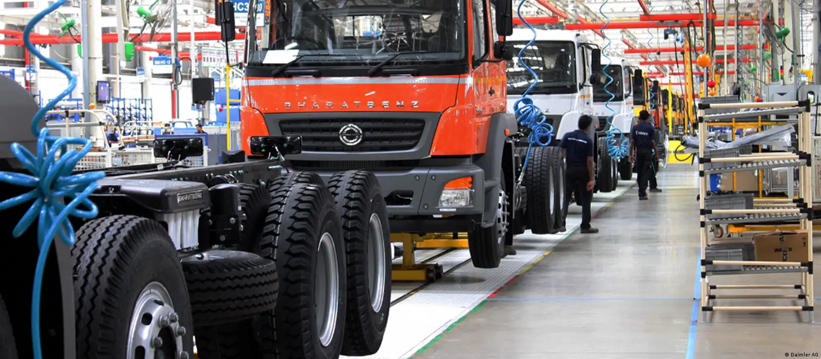 Daimler to conquer Indian roads by 2020