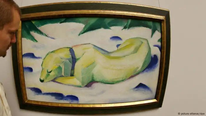 Liegender Hund im Schnee von Franz Marc