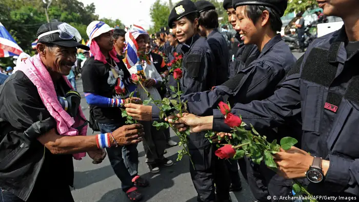 Bildergalerie Blumen der Revolution - Bangkok