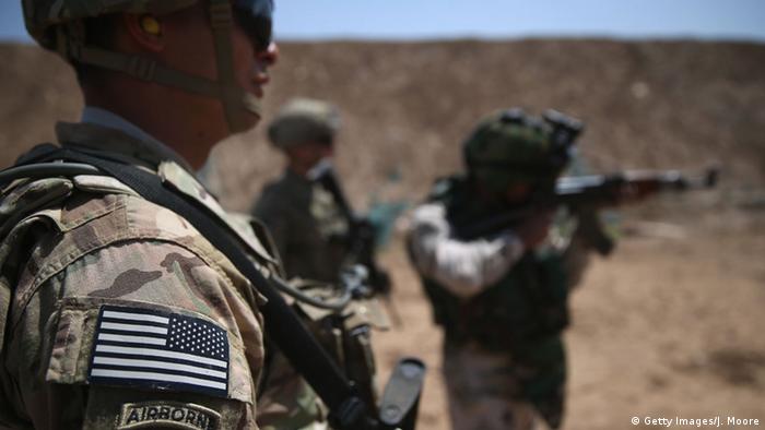 Irak US-Soldaten im Ausbildungslager Taji