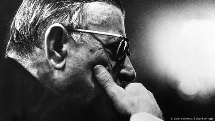 Frankreich Jean-Paul Sartre (picture-alliance/Selva/Leemage)