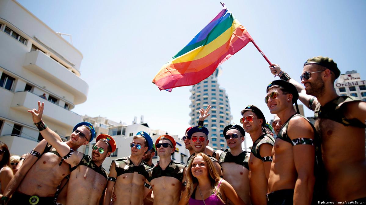 На гей-парад в Тель-Авиве собрались 200 тысяч человек – DW – 03.06.2016