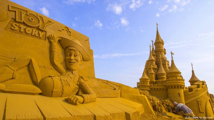 Belgien Sandskulpturenfestival in Ostende