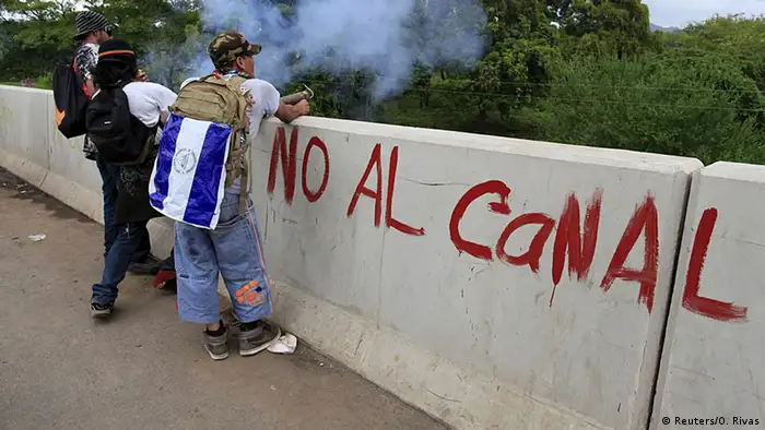 Amnistía Internacional (AI) y la activista Bianca Jagger instaron a Daniel Ortega a detener inmediatamente la construcción del canal interoceánico, que viola los derechos humanos y causará graves daños al ecosistema. 03.08.2017