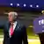 Donald Trump winkend (Foto: Reuters)