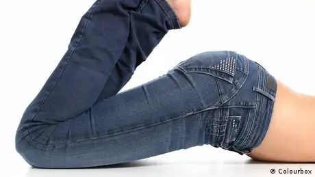 Symbolbild Kleidung enge Jeans