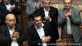 Griechenland Athen Parlament Debatte Referendum Alexis Tsipras
