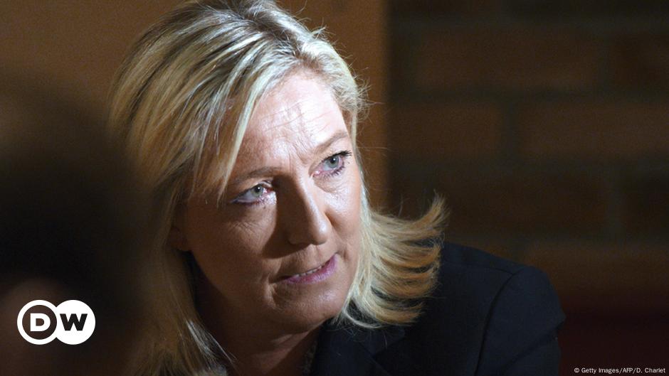 Le Pen To Face Trial Over Anti-Muslim Comments – DW – 09/22/2015