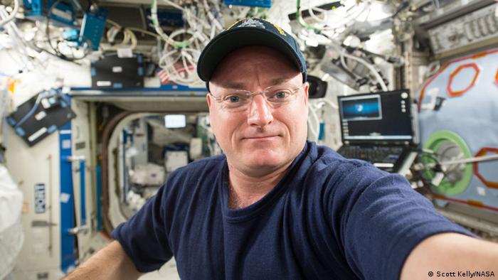 Photo: Scott Kelly on the International Space Station (Source: Scott Kelly/NASA) 